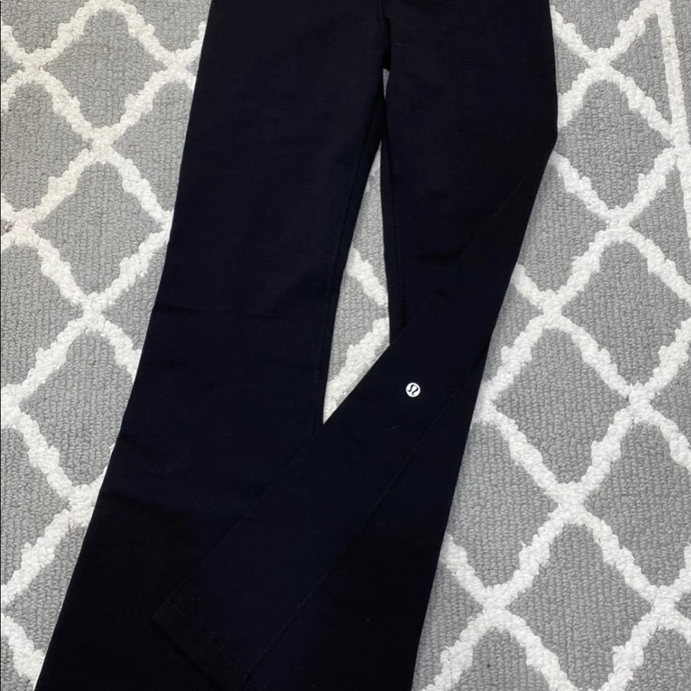 Lululemon size4